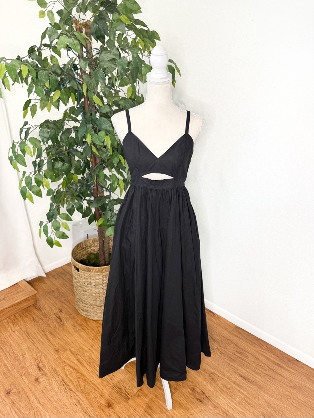 NWT Banana Republic Black Cotton Maxi Dress Size 2 - Picture 2 of 13